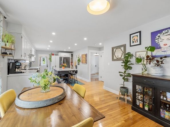94 Rawson Road 94, Arlington MA 02474