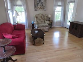 134 Tyson Commons Ln 134, Braintree MA 02184