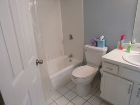 134 Tyson Commons Ln 134, Braintree MA 02184