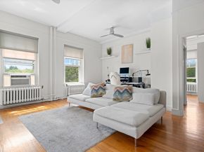 354 N Main St 204, Andover MA 01810