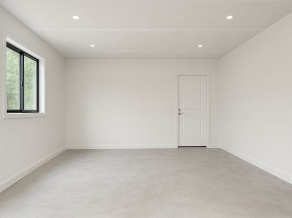 544 Saw Mill Brook Parkway, Newton MA 02459