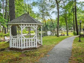 237 Heritage Drive 237, Northbridge MA 01588