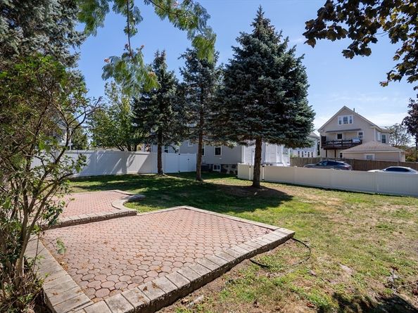 2 Ethel Ave 2, Peabody MA 01960