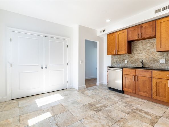 2 Ethel Ave 2, Peabody MA 01960