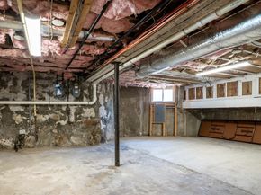 2 Ethel Ave 2, Peabody MA 01960