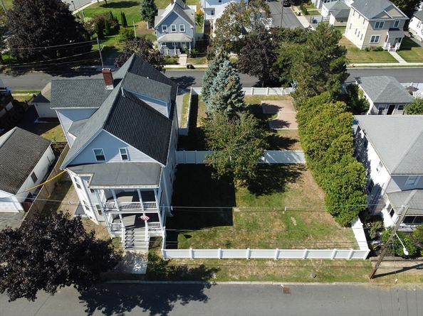 2 Ethel Ave 2, Peabody MA 01960