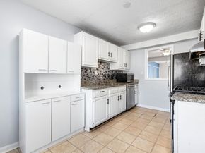 17 Fernwood Dr G, Leominster MA 01453
