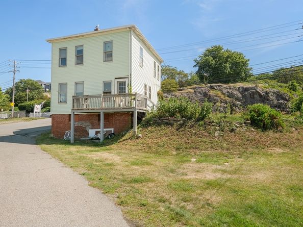 97 East Main St, Gloucester MA 01930