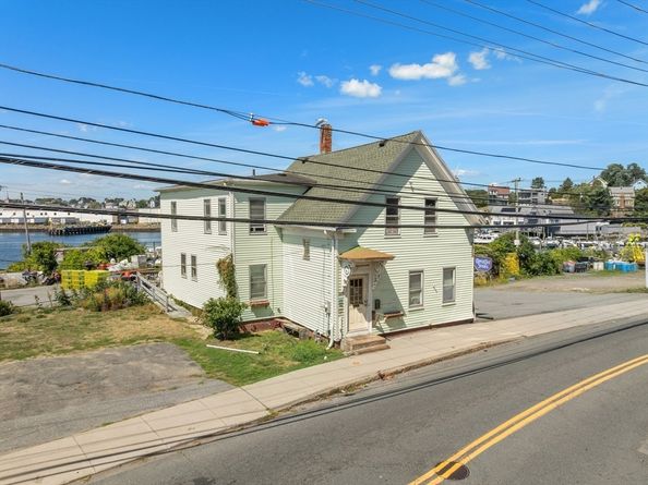 97 East Main St, Gloucester MA 01930