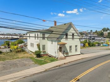 97 East Main St