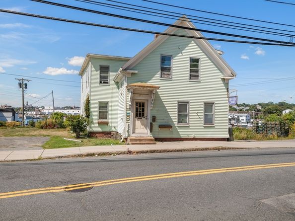 97 East Main St, Gloucester MA 01930
