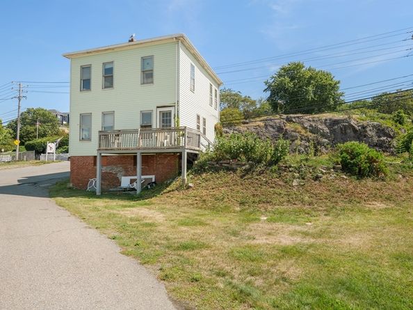 97 East Main St, Gloucester MA 01930