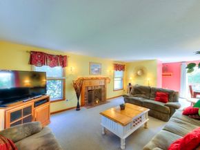 16 Mohave Road, Worcester MA 01606