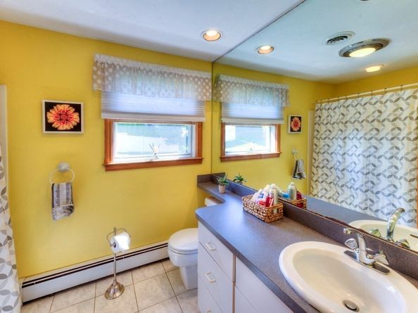 16 Mohave Road, Worcester MA 01606