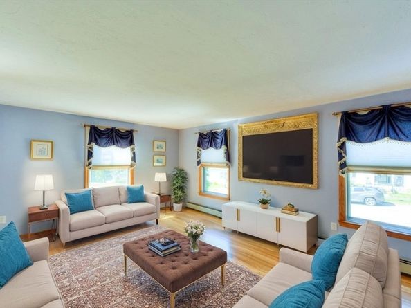 16 Mohave Road, Worcester MA 01606