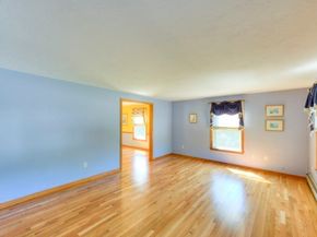 16 Mohave Road, Worcester MA 01606
