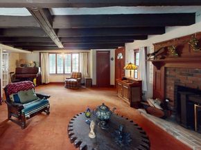 151 Plymouth St, Halifax MA 02338