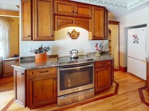 151 Plymouth St, Halifax MA 02338