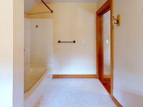 151 Plymouth St, Halifax MA 02338