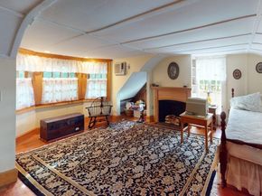 151 Plymouth St, Halifax MA 02338