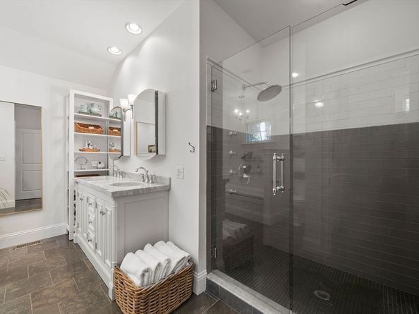 104 Standish St, Duxbury MA 02332