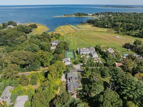 104 Standish St, Duxbury MA 02332