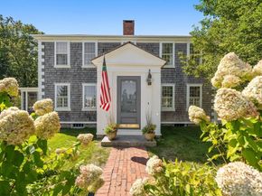 104 Standish St, Duxbury MA 02332