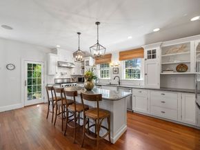 104 Standish St, Duxbury MA 02332