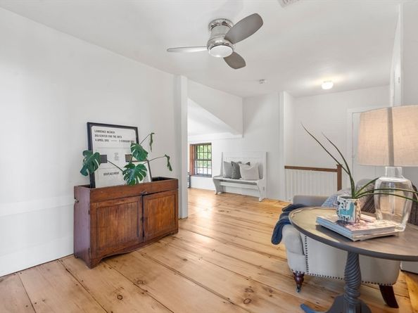 104 Standish St, Duxbury MA 02332