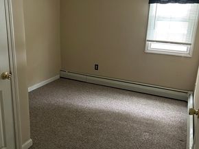 7 Valleyview Ct 3, Fitchburg MA 01420