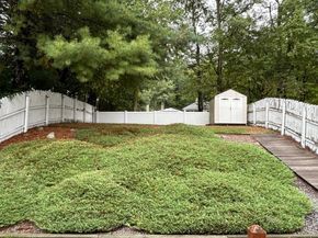 7 Valleyview Ct 3, Fitchburg MA 01420