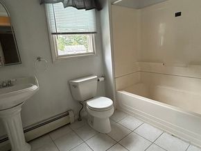 7 Valleyview Ct 3, Fitchburg MA 01420