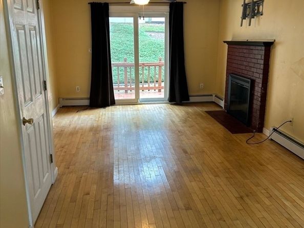 7 Valleyview Ct 3, Fitchburg MA 01420