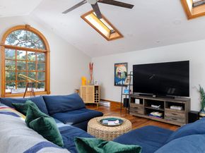 16 Jackie Dr, Millbury MA 01527