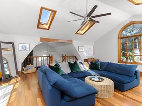 16 Jackie Dr, Millbury MA 01527