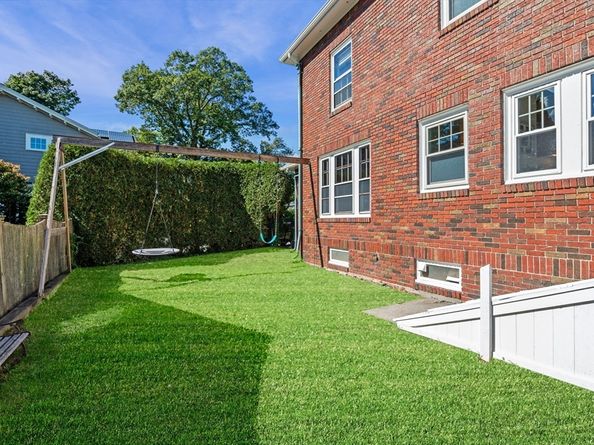 25 Manton Road, Swampscott MA 01907