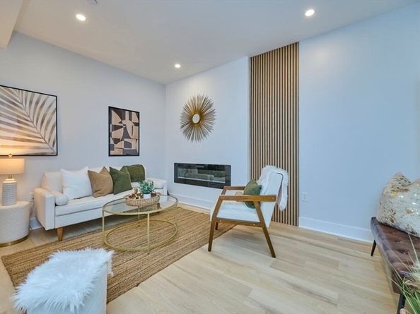 18 Belknap St. 1, Arlington MA 02474