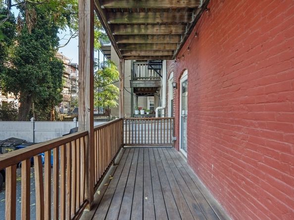 172 Cottage St 2, Boston MA 02128