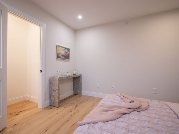 1 Marion Street 6, Cambridge MA 02141
