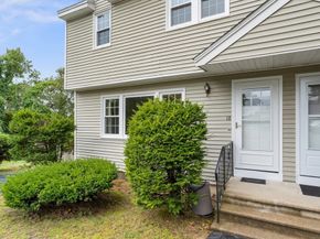 18 Carmen 18, Woburn MA 01801