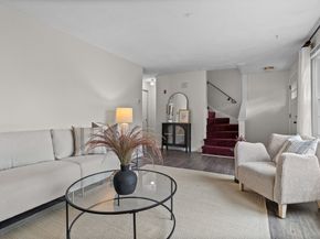 18 Carmen 18, Woburn MA 01801