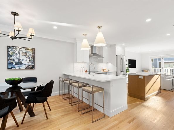 713-715 E 7th St 715, Boston MA 02127