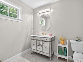 18 Keeney Pond Rd, Norfolk MA 02056
