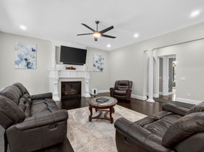 18 Keeney Pond Rd, Norfolk MA 02056
