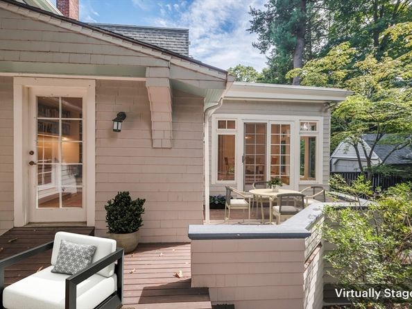 80 Pine Ridge Rd, Newton MA 02468