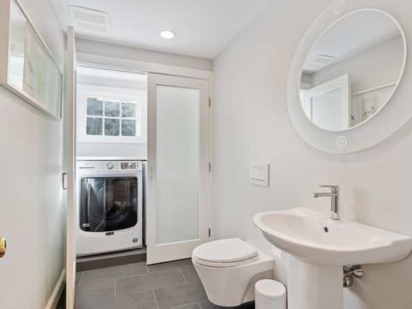 80 Pine Ridge Rd, Newton MA 02468