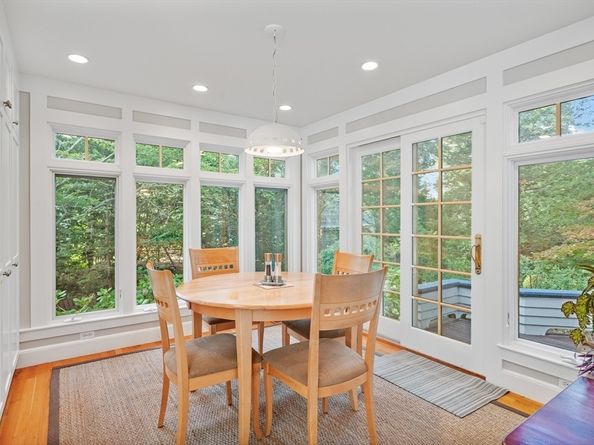 80 Pine Ridge Rd, Newton MA 02468