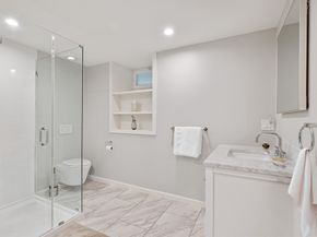 80 Pine Ridge Rd, Newton MA 02468
