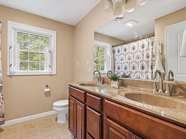 208 Bean Porridge Hill Rd, Westminster MA 01473