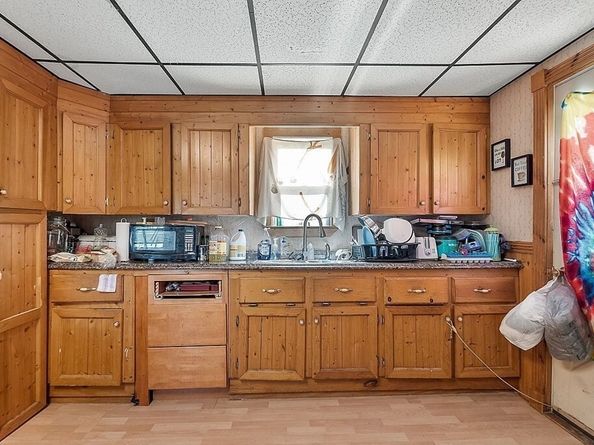 337-343 Parker Street, Gardner MA 01440